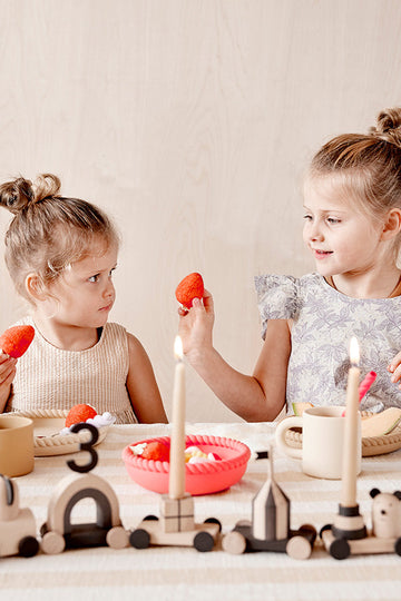 Holiday Kids Table