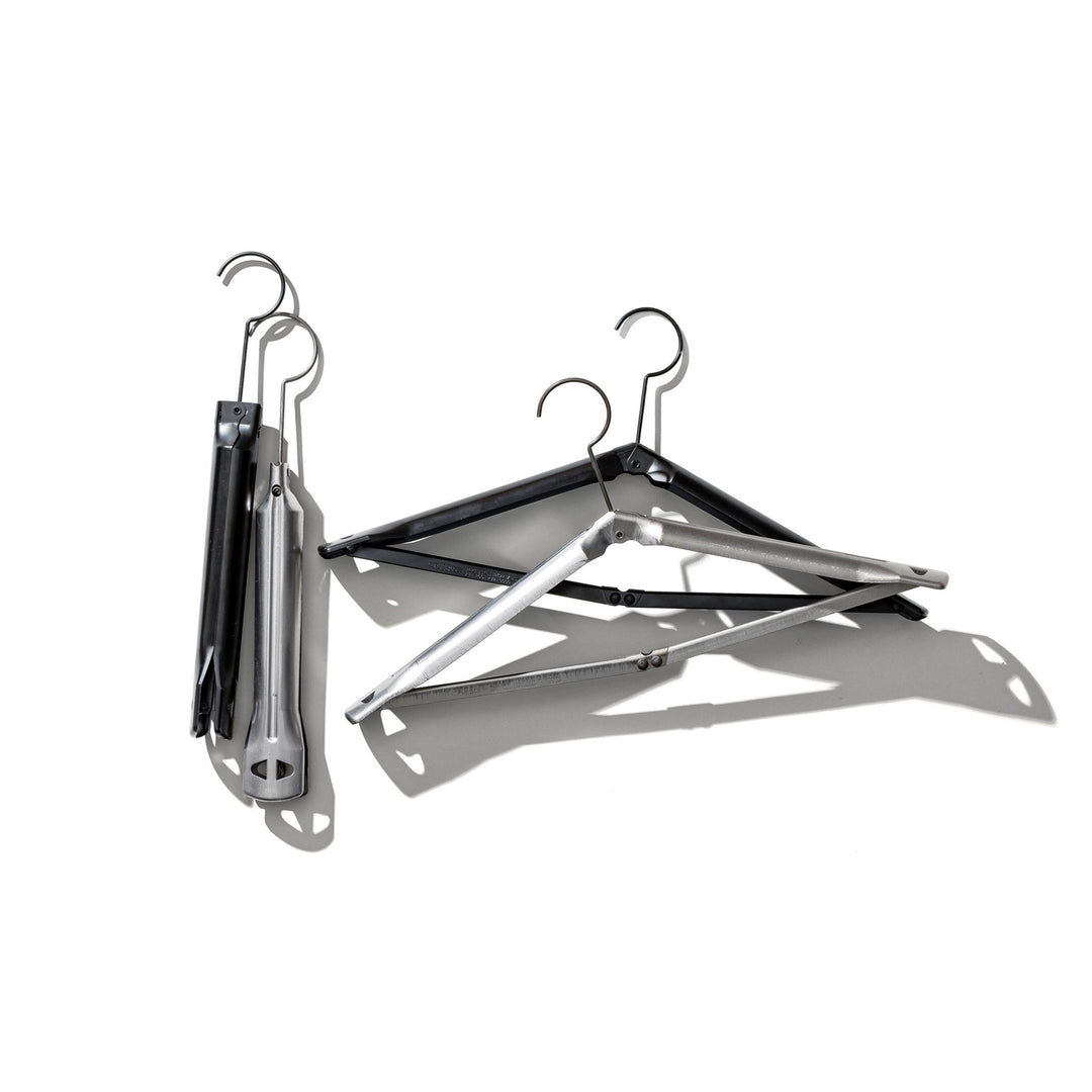 folding hanger 2