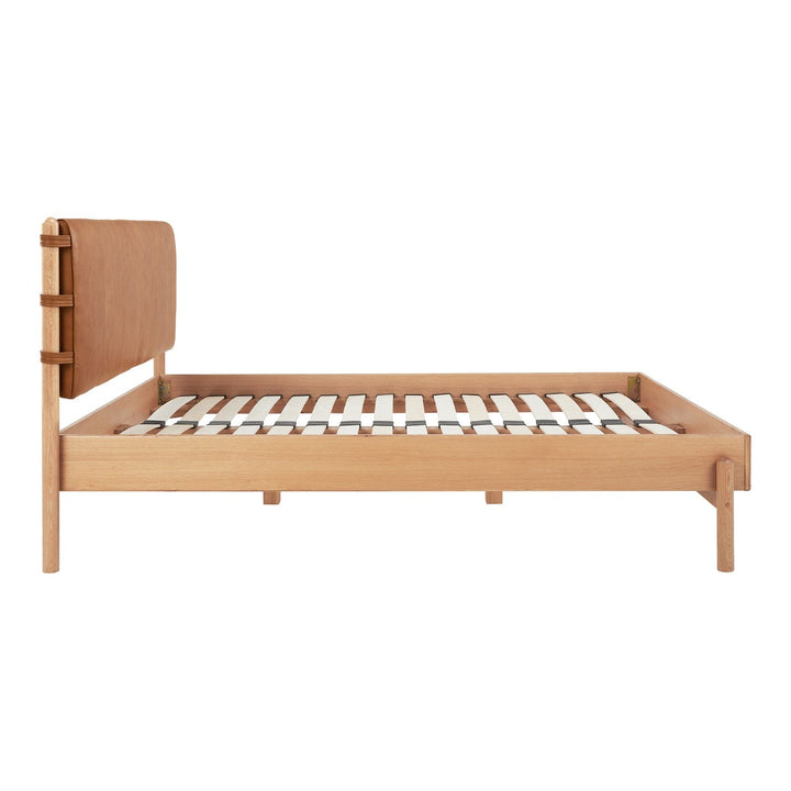 Colby Brown Bed By Bd La Mhc Yc 1046 24 0 9