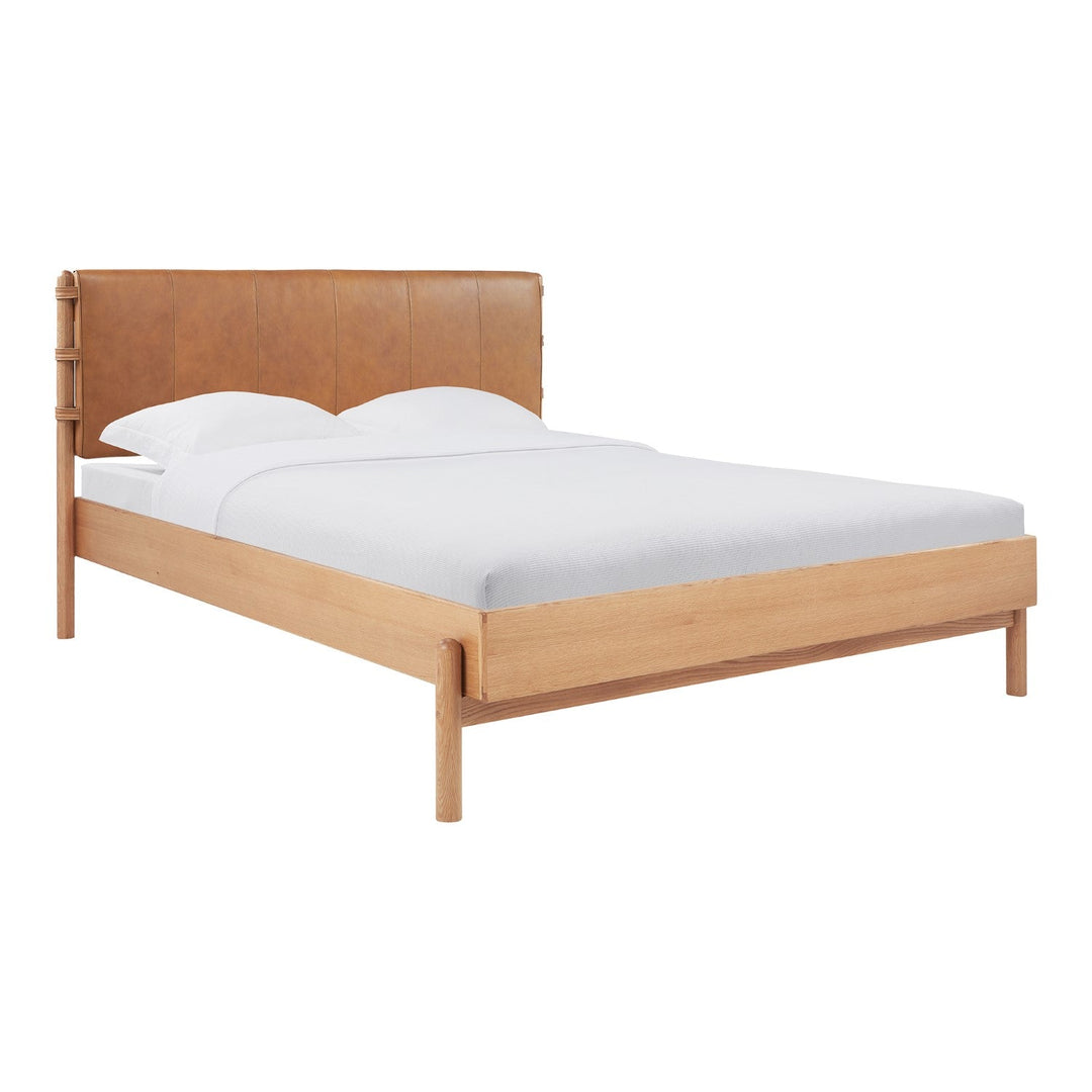 Colby Brown Bed By Bd La Mhc Yc 1046 24 0 5