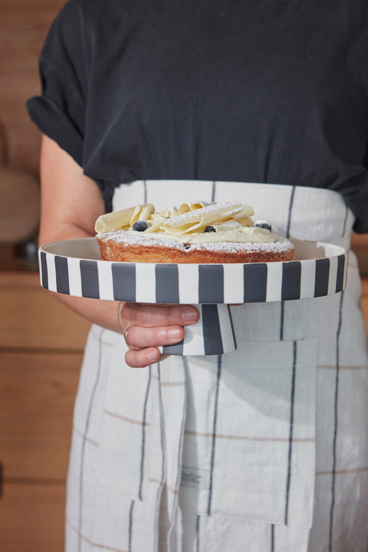 gobi chef apron offwhite caramel by oyoy 2